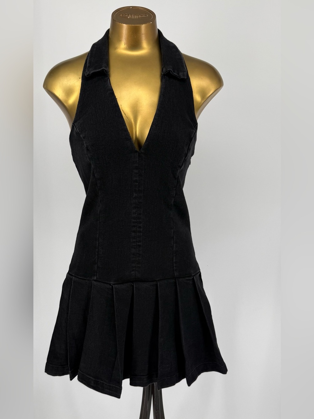 love, Fire Black Denim Collared V-Neck Pleated Mini Dress Open Back Size Medium